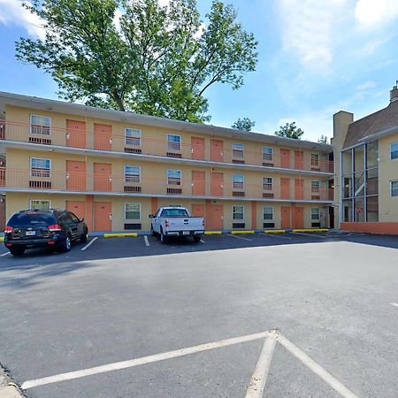 Americas Best Value Inn Media Philadelphia Екстериор снимка