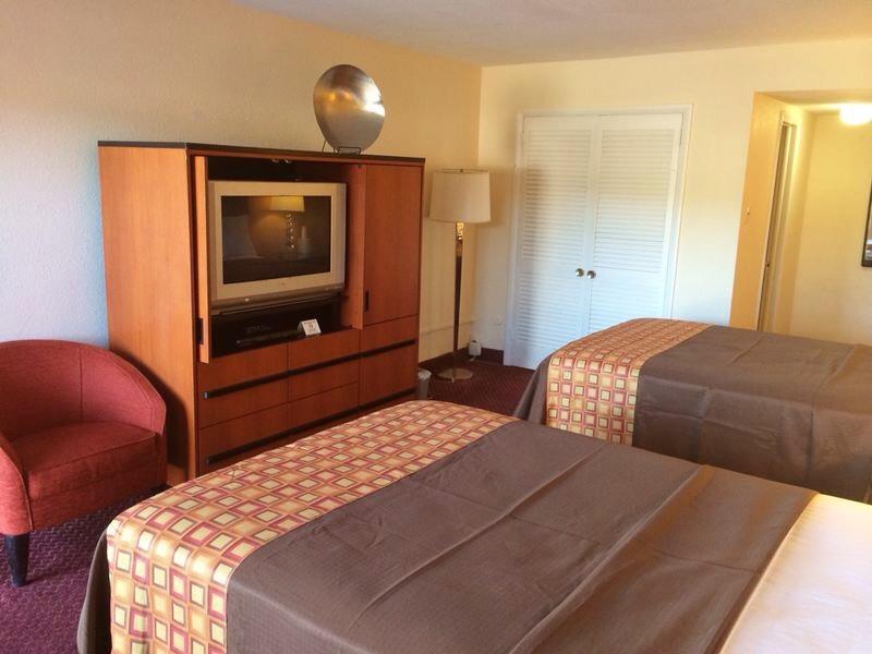 Americas Best Value Inn Media Philadelphia Стая снимка